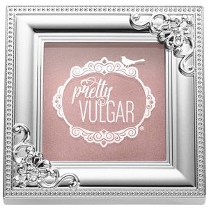 Pretty Vulgar Shimmering Swan Highlighter